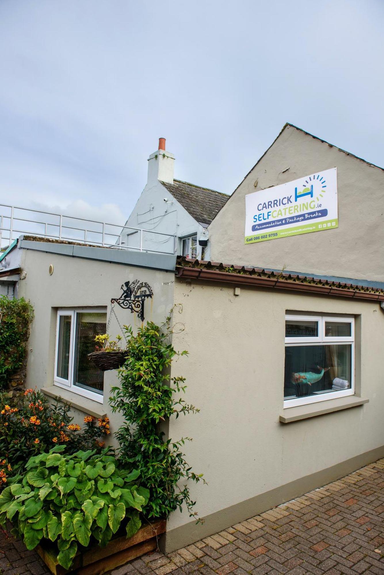 Shannon Bridge House Carrick on Shannon Exteriör bild