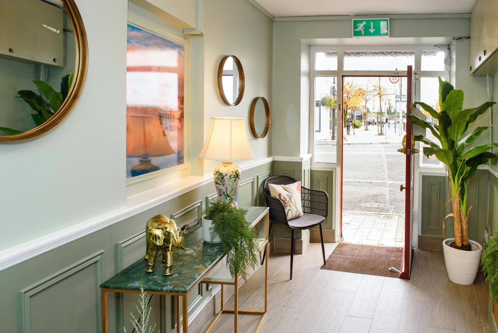 Shannon Bridge House Carrick on Shannon Exteriör bild