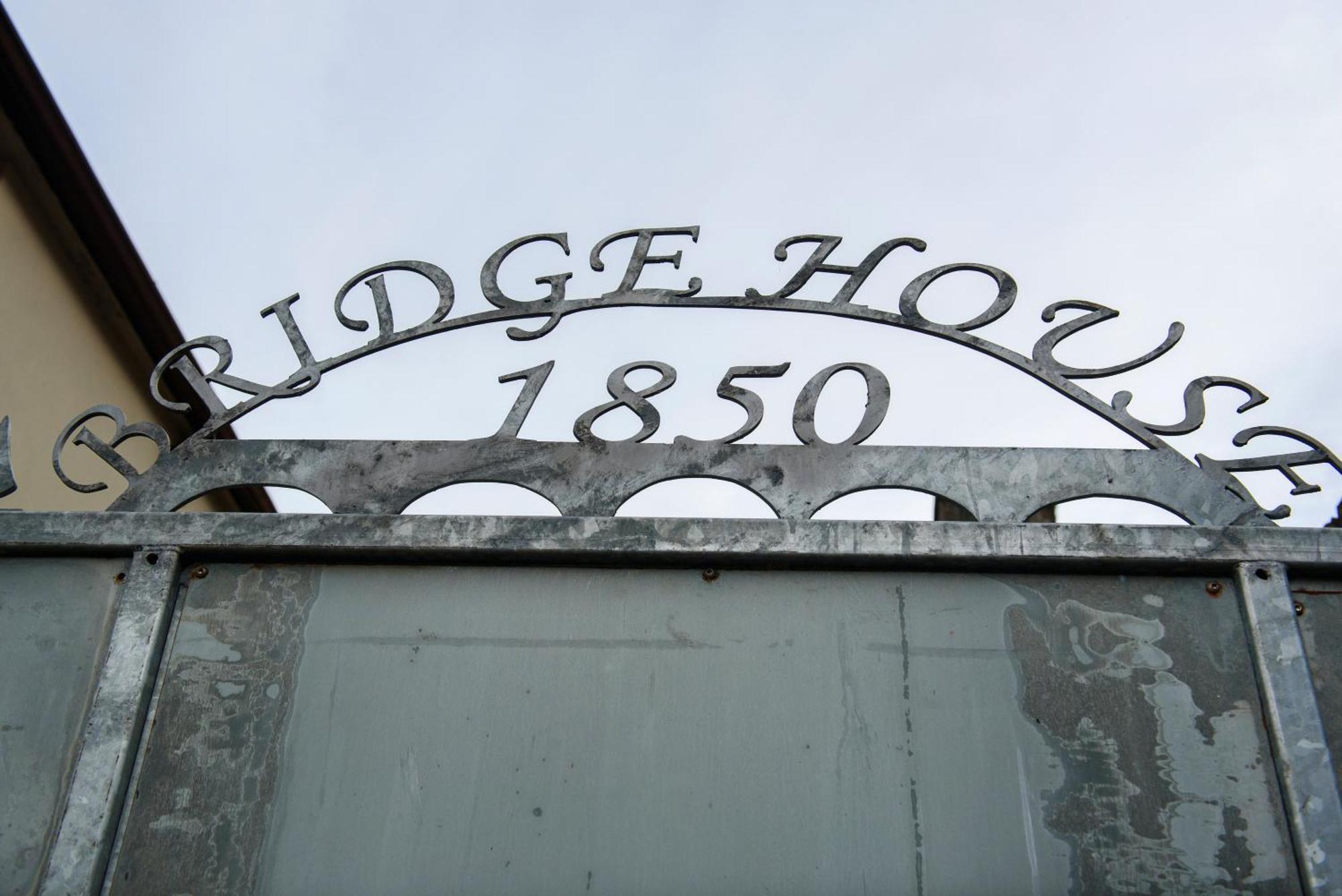 Shannon Bridge House Carrick on Shannon Exteriör bild